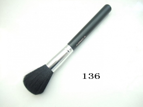 MAC Cosmetics Discounts 136 Makeup Single Brush Cheap